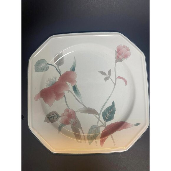 Mikasa Continental Silk Flowers F3003 Octagonal Salad Plate 8 inches - Picture 1 of 4